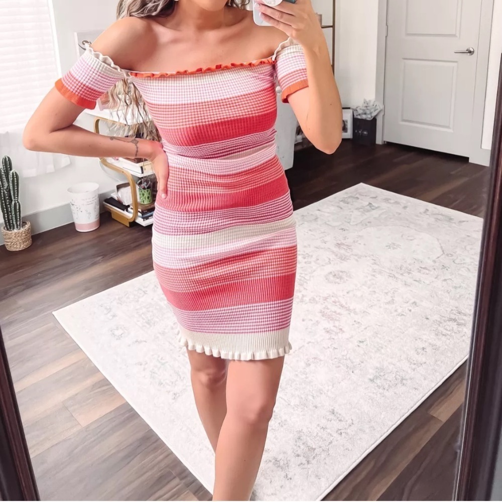 VICI Paityn Cotton Blend Striped Off The
Shoulder Midi dress size XS - Picture 7 of 9